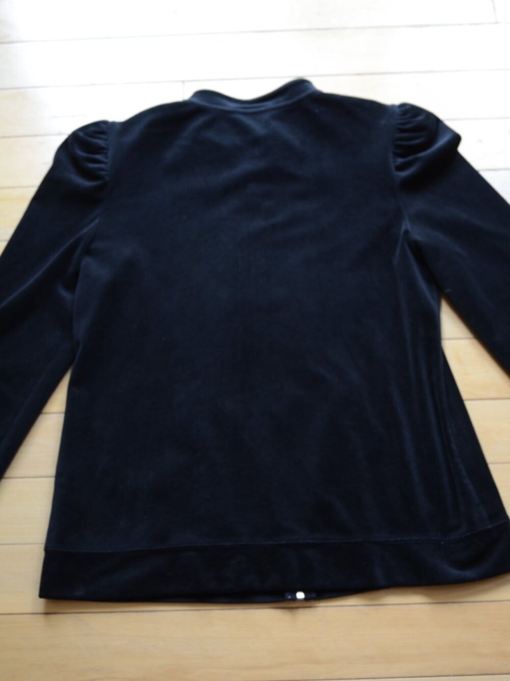 Lilly Pulitzer Evanna Velour Zip-Up Jacket Size M Black - Picture 8 of 9